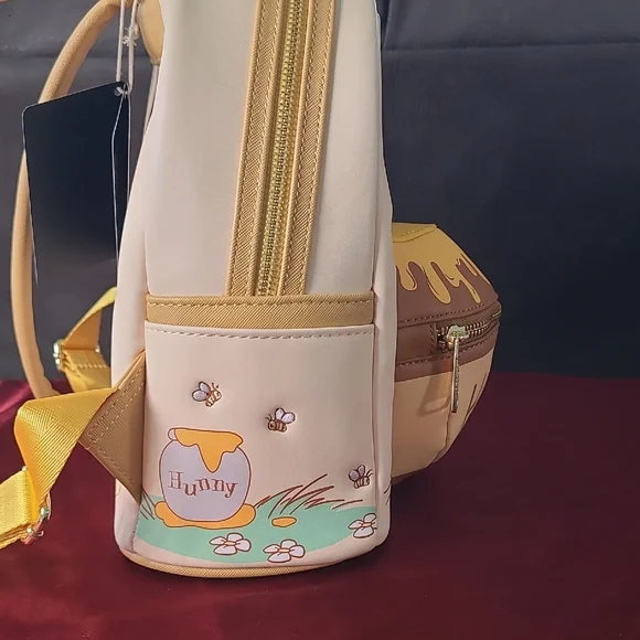 Disney Cream and Brown Winnie the Pooh Mini Bag